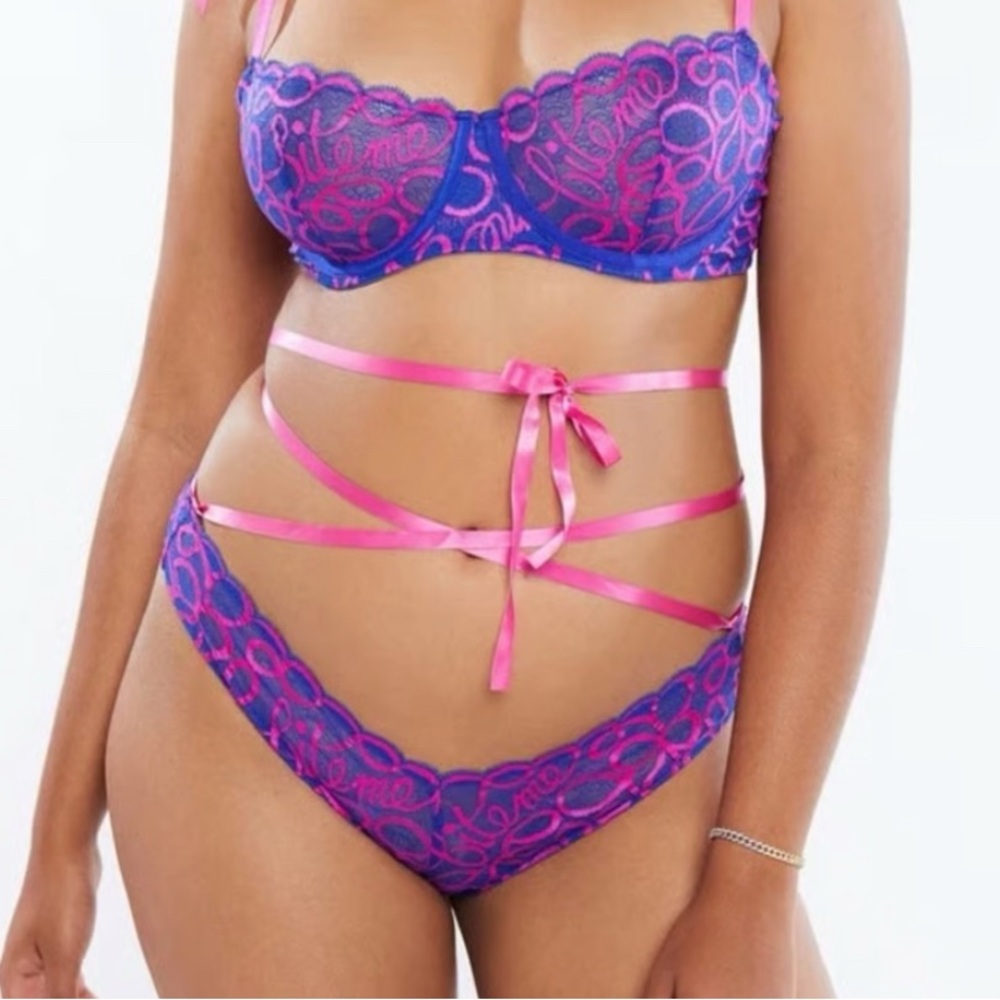 NWT Savage x Fenty Dreamy Blue Pink Highlighter 1X Ribbon Brazilian Panties
